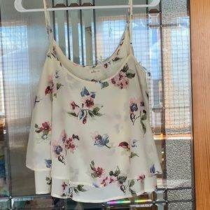 NWT HOLLISTER FLORAL TOP
